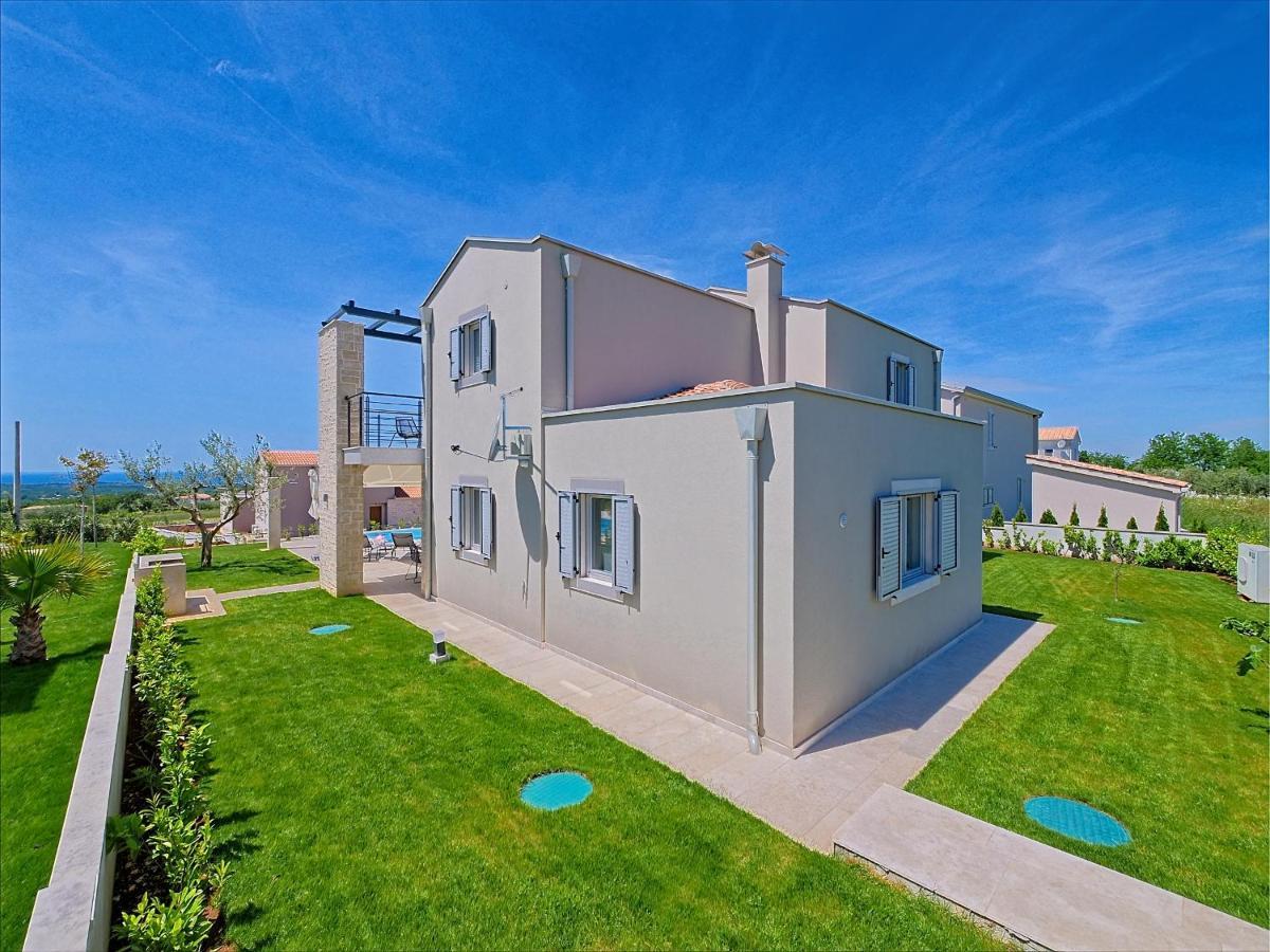 Villa Flamingo Kaštelir 外观 照片