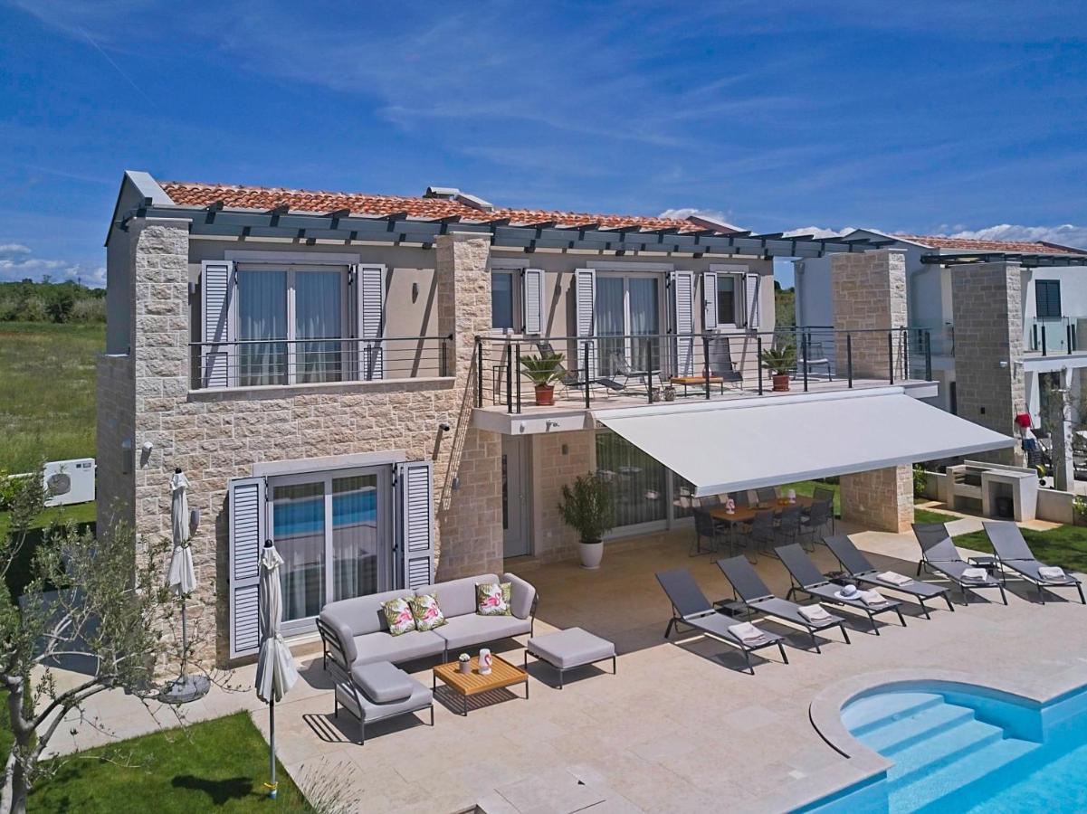 Villa Flamingo Kaštelir 外观 照片